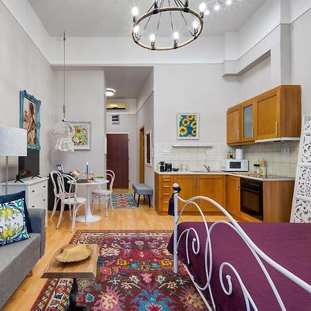 Bohemian Studio In The City Centre Budapest Exterior photo