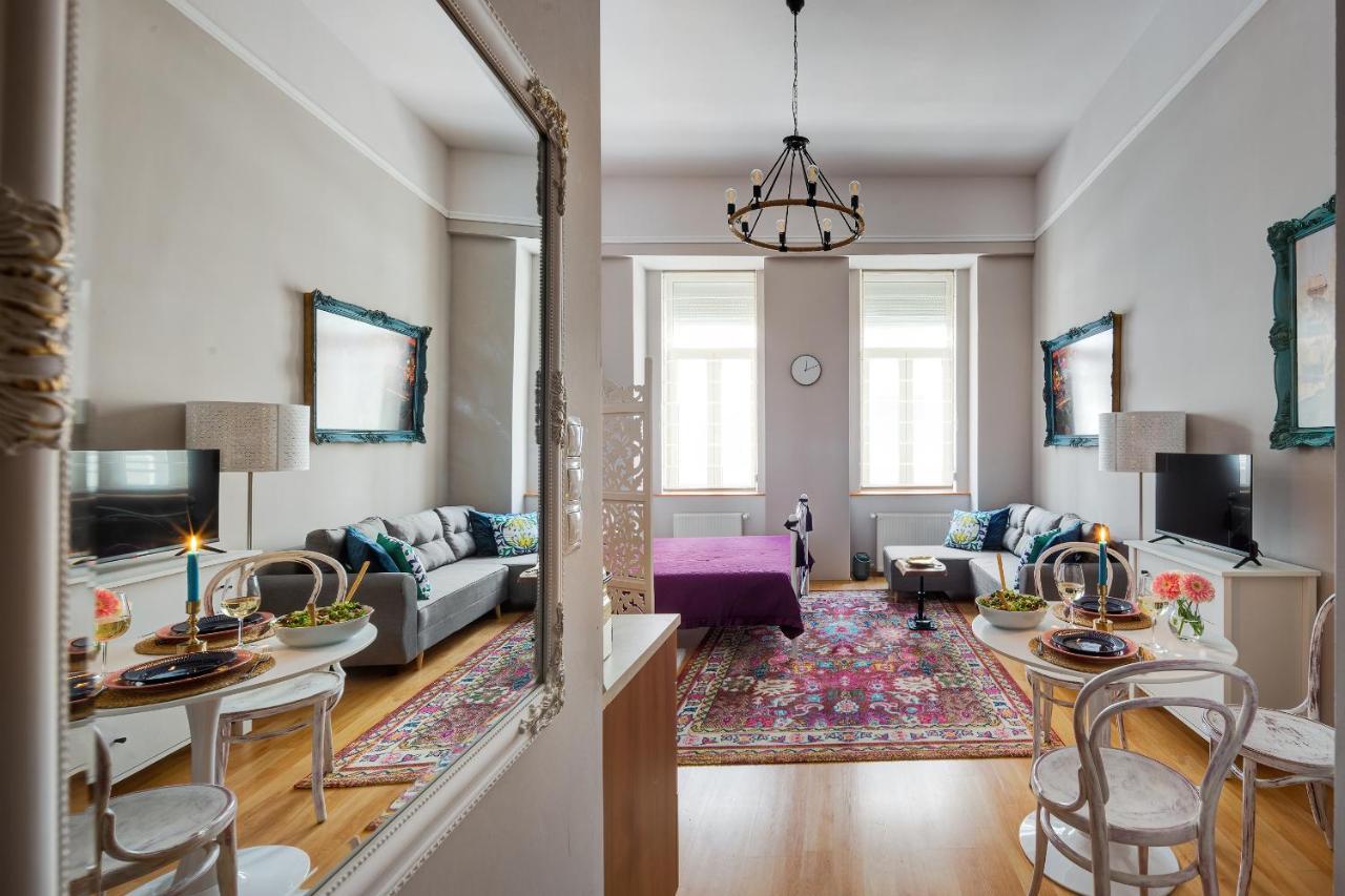 Bohemian Studio In The City Centre Budapest Exterior photo