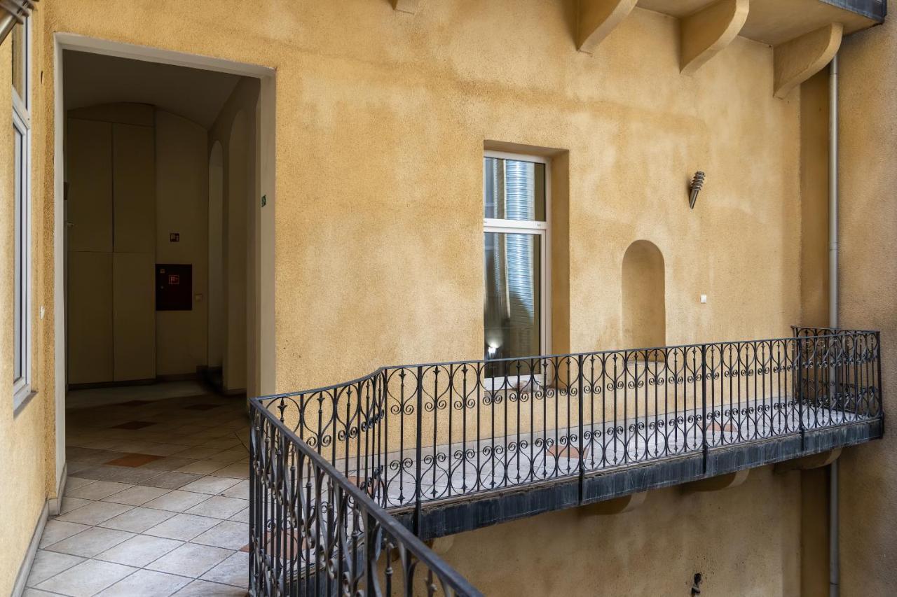 Bohemian Studio In The City Centre Budapest Exterior photo